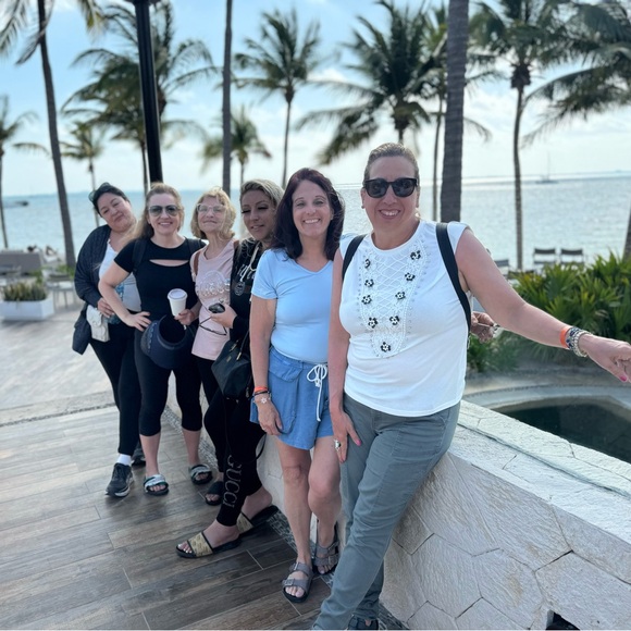 Clothing, jewelry and Bags - Picture 14 of 17